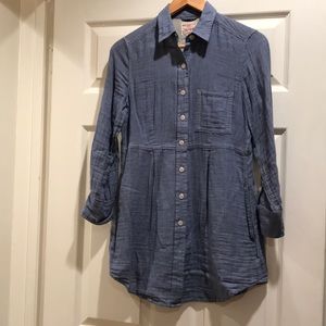 Levi’s gauzy shirt dress / xs